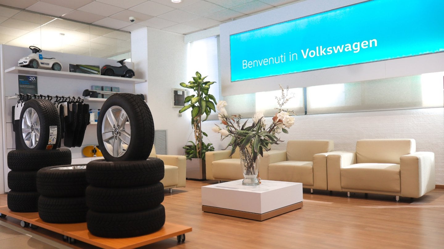 Rubeca Rago Centro Pneumatici Volkswagen | Rubeca Motori