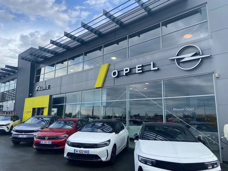 Opel Royan
