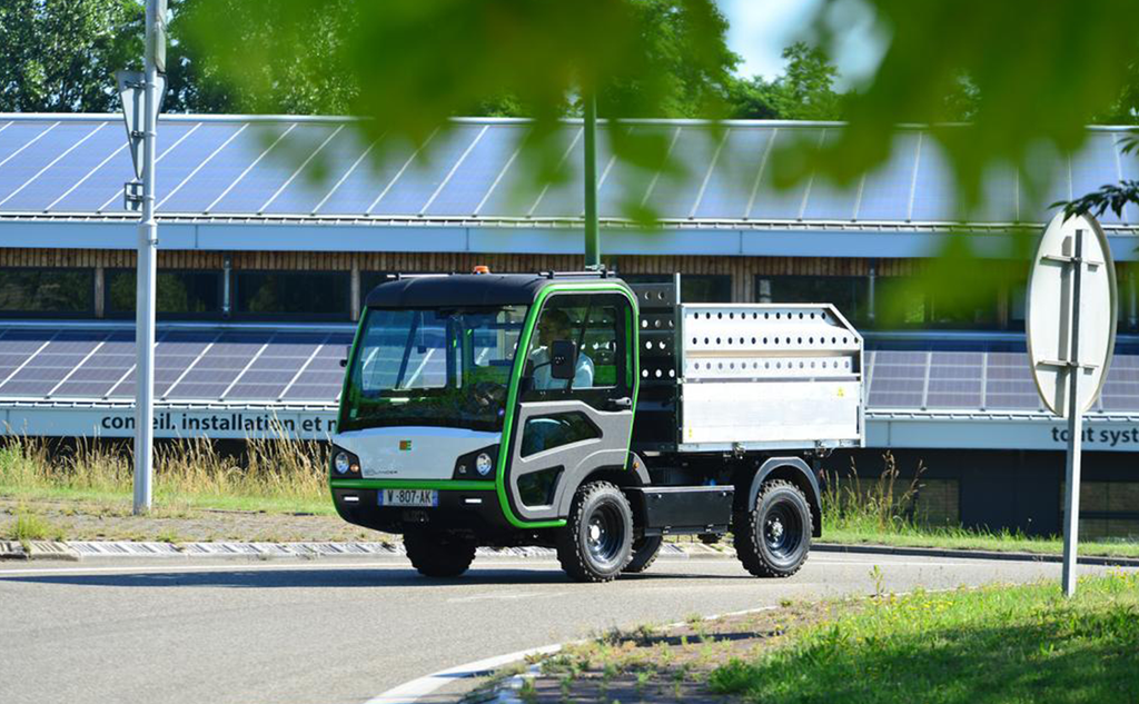 et8