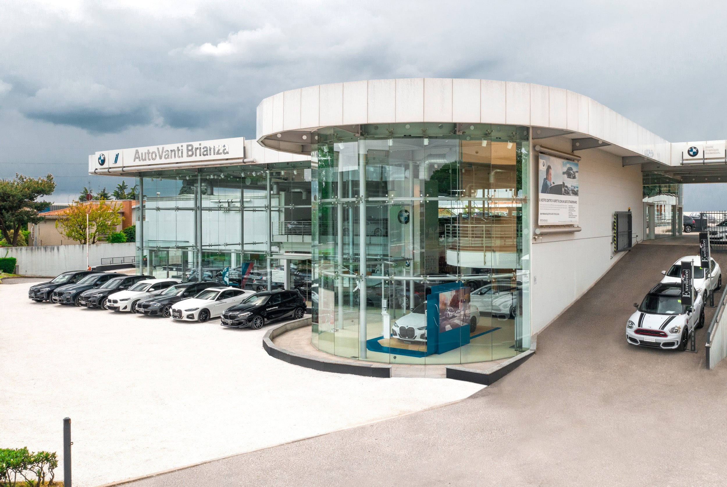 AutoVanti - Showroom Brianza