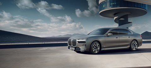 BMW i7 offer at Lamezia terme