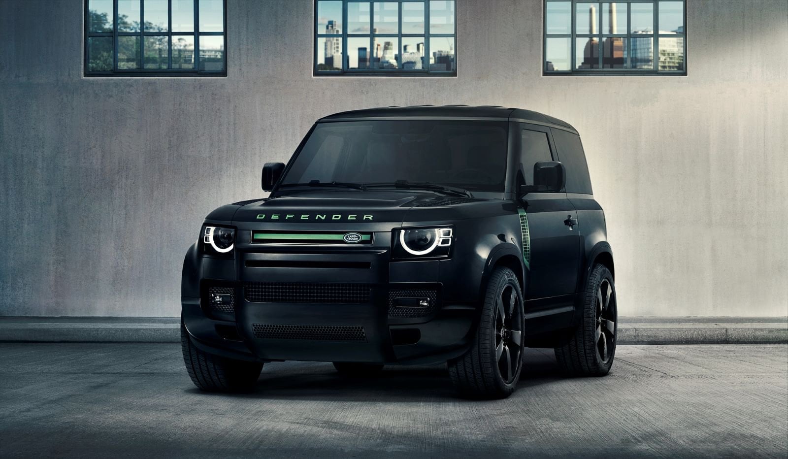 NUOVA DEFENDER 90 SW11 LIMITED EDITION, OMAGGIO AL QUARTIERE PIU ...