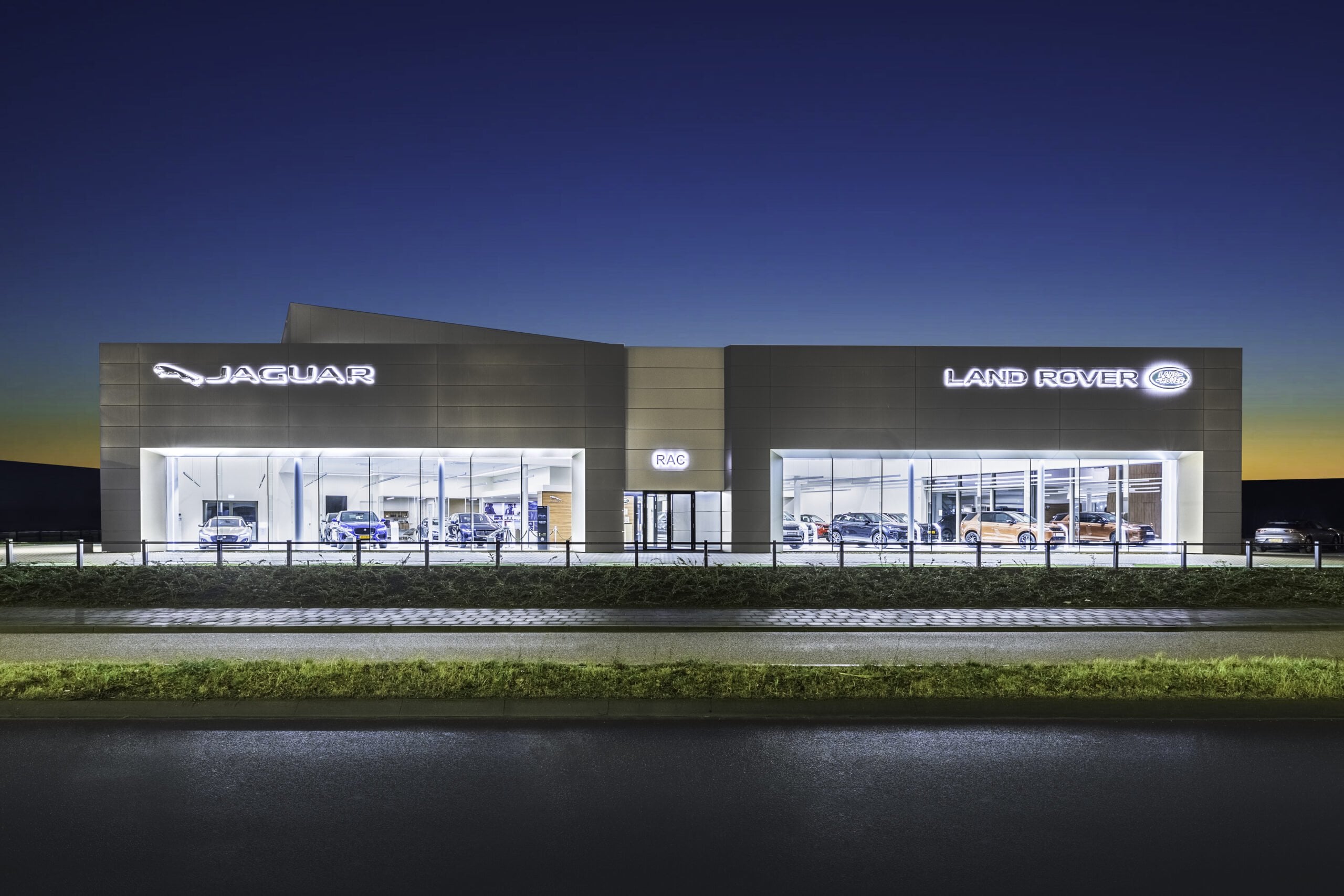 RAC Dordrecht draagt JLR-dealeractiviteiten over aan Breeland - Jaguar ...