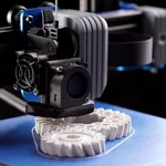 Impression 3D dans l’industrie auto : vers des pièces détachées à la demande ?