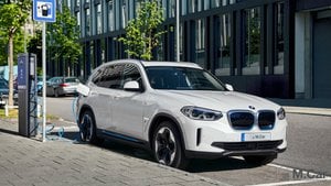 bmw-ix3
