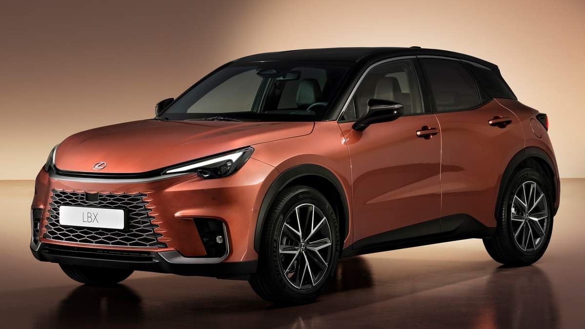 NUOVO LEXUS LBX FULL HYBRID | Auto Royal Company Roma