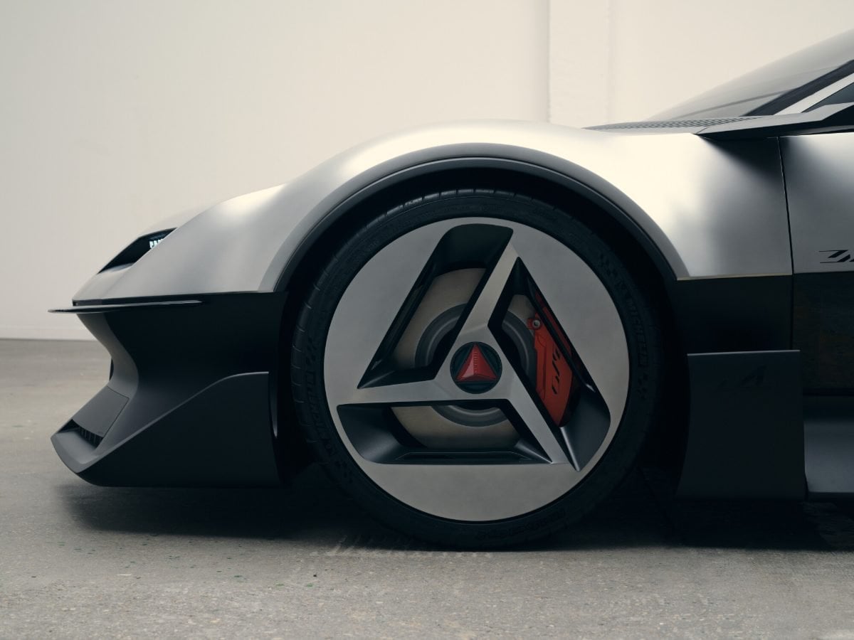 Cerchio a forma di A della Alpine A310 VISION