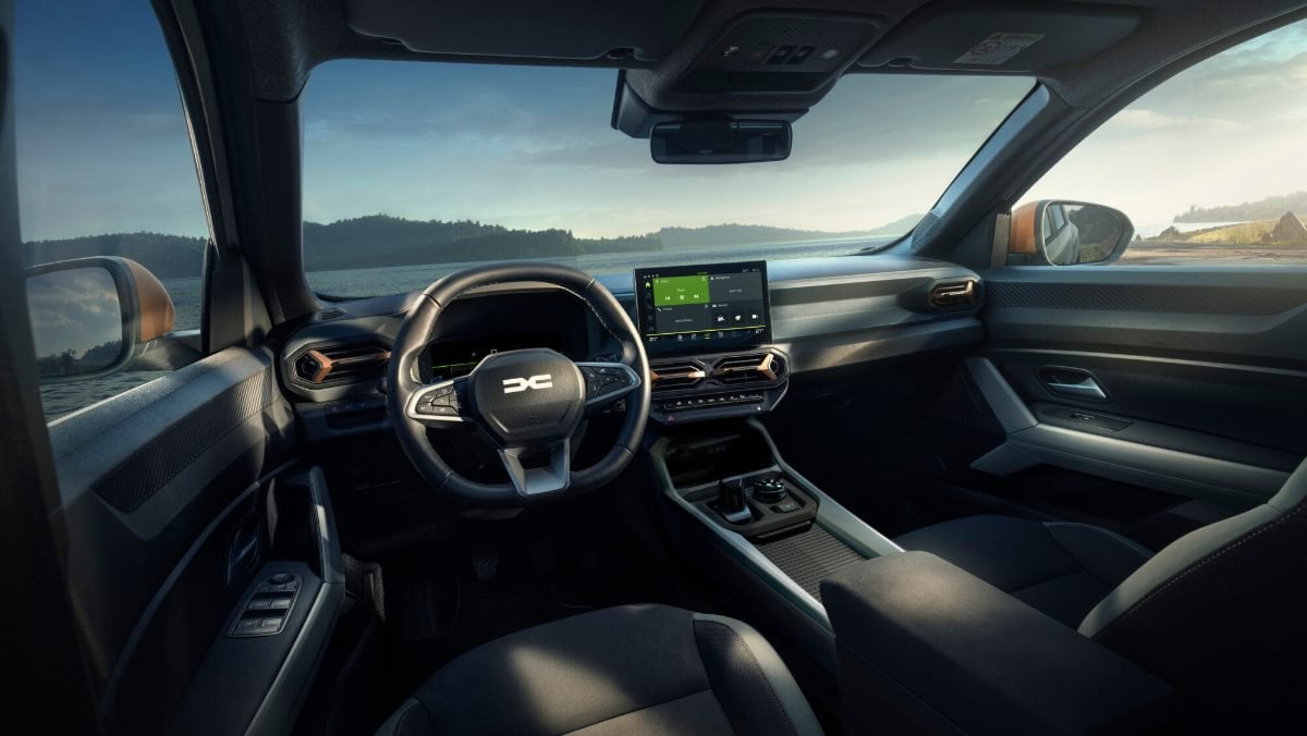 Plancia e abitacolo della Dacia Bigster Hybrid-G 150 4x4